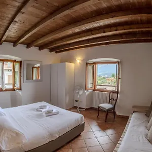 Giulia , Bellagio Italie